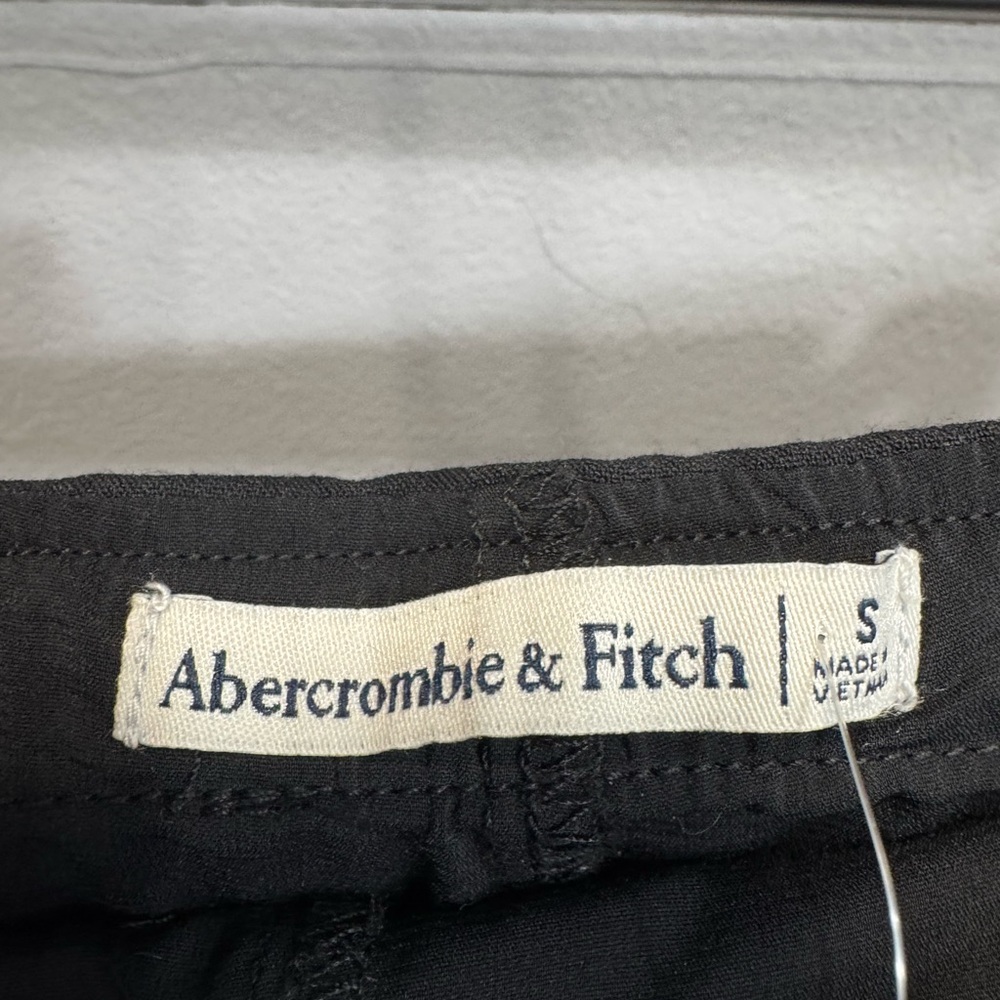 Classic Black Women's Skirt/Skort - Picture 4 of 5
